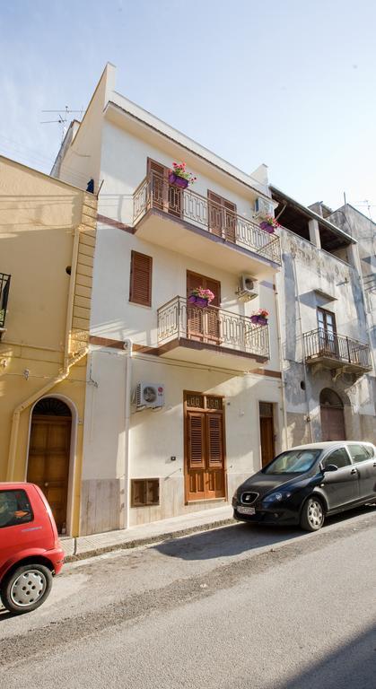 דירות קאסטלמארה דל גולפו Casa Liberta מראה חיצוני תמונה